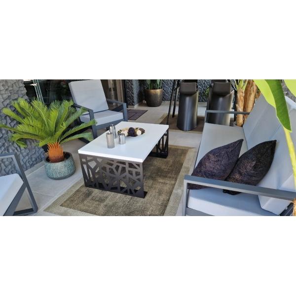 Beltéri Kávézó asztal 100x70x45 cm, prémium FEHÉR színűMDF-ből, fekete színű acél lábakkal 1